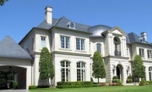 a big white mansion in the united states of america